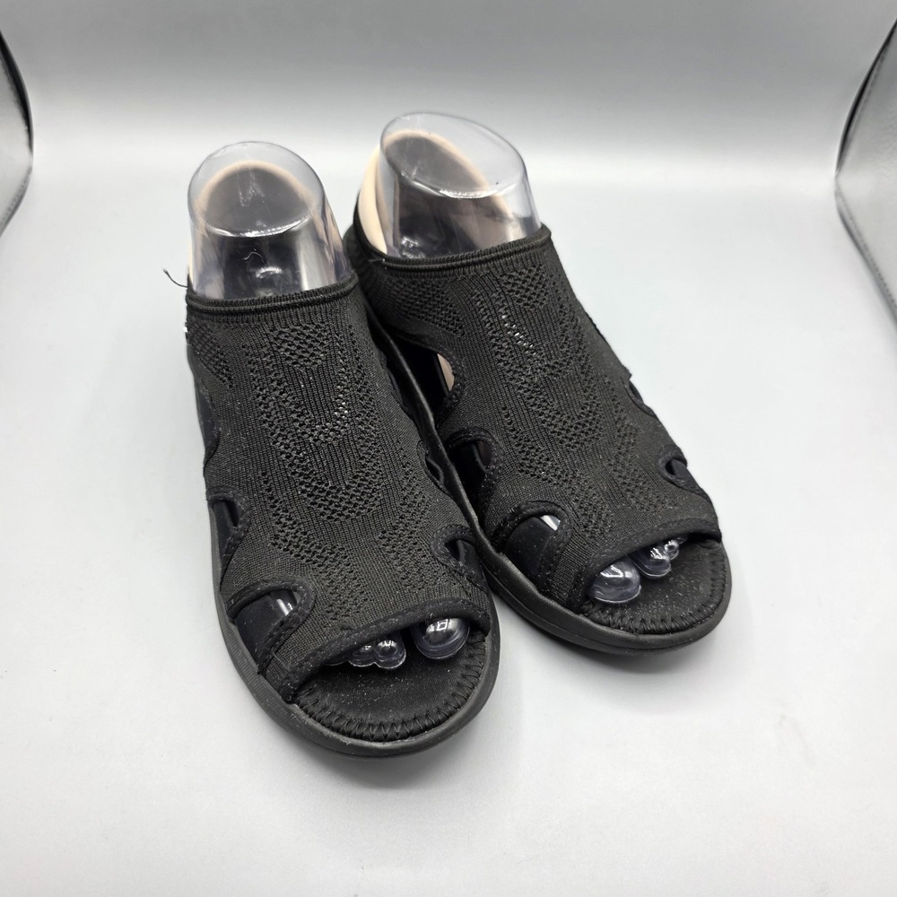 Bzees Resort Sandals Womens 8 WIDE Black Stretch Wedge Heels Open Toe Casual